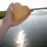 Thumb_05_heart biscuit